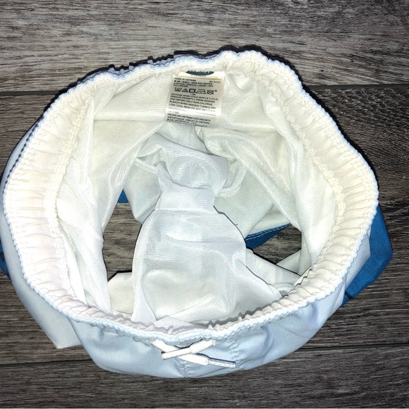 Old Navy 3 piece Swim Set- 3T - Picture 8 of 10